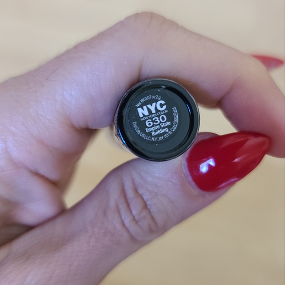 NYC New York Color City Proof 24 Hr Eye Shadow, Empire State Building 0.07oz - Picture 3 of 3